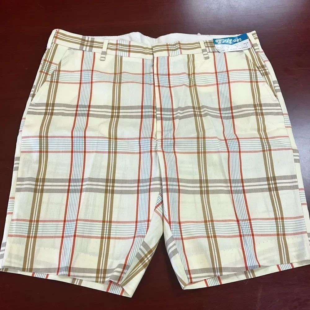 Vintage Triton Yellow Plaid Bermuda Shorts sz 36/9 NWT